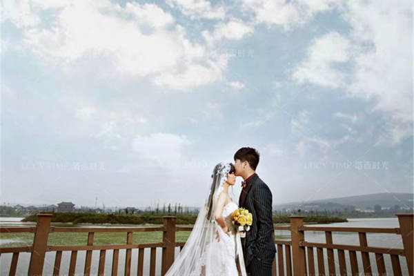 洛西时光婚纱摄影韩式案例