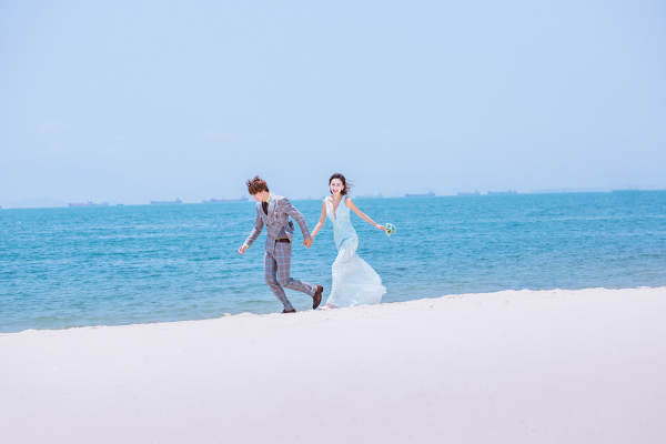 吸引力婚纱摄影海景案例
