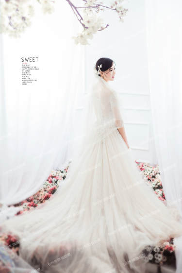微微新娘婚纱摄影时尚案例