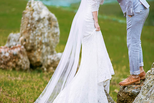 艾诺国际旅拍婚纱摄影花海案例
