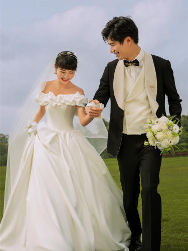 【西安台北新娘婚纱摄影】草坪婚礼
