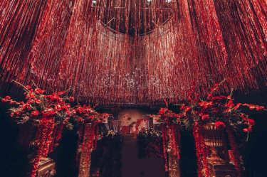 宁波红色轻奢现代风婚礼布置