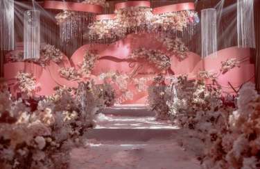 小花仙婚礼策划 室内粉色奢华精致花艺