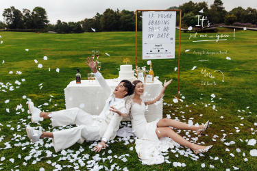 草坪仪式感婚纱照也可以有大创意!