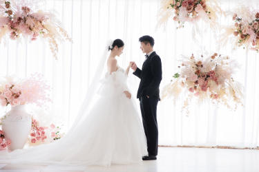 韩式唯美婚纱照摄影工作室