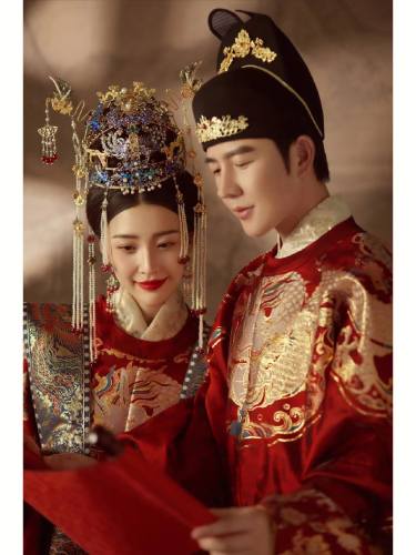 中式汉服婚纱照，国风之美大气磅礴
