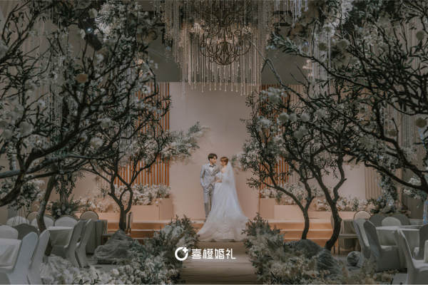 喜橙婚礼 | 气质型秀场风韩式婚礼