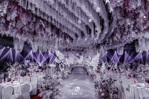 紫色花园婚礼