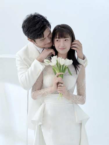 韩式浪漫纯色婚纱照