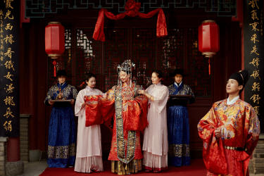 中式汉服《红颜喜嫁》