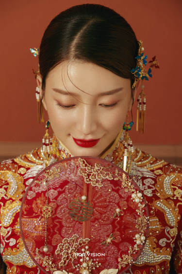 新中式秀禾婚纱照