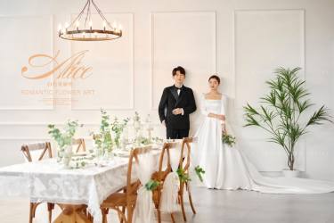 极简优雅的婚纱照丨室内韩式