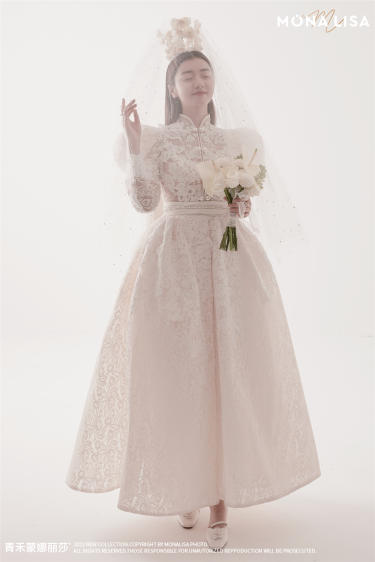 白月光韩式简约婚宴礼服婚纱摄影