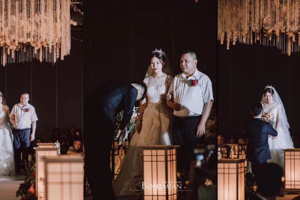 香槟色新中式婚礼布置，含交接区吊顶—喜若婚礼定制