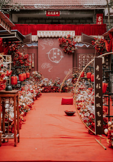 【唯一婚典】中式红色婚礼 限时送四大金刚
