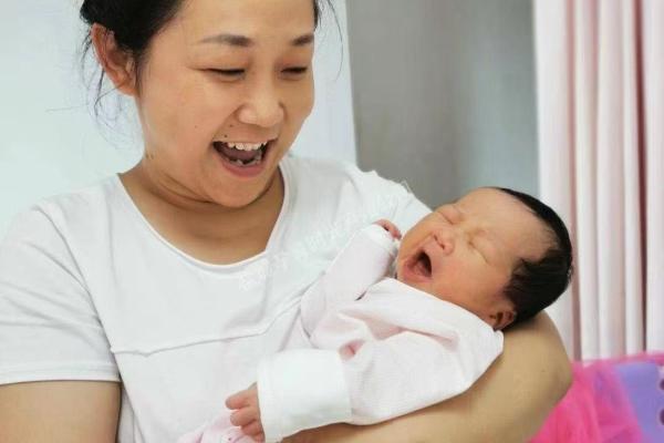 上海金牌育婴师
