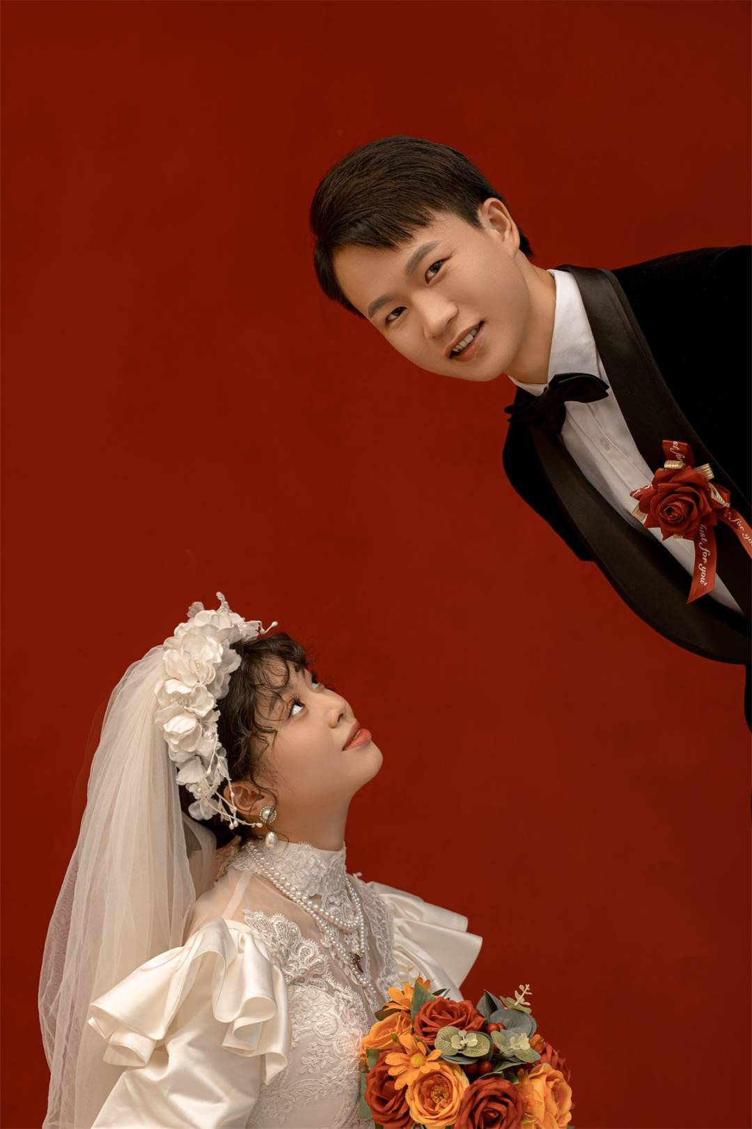 红底结婚照背景图片