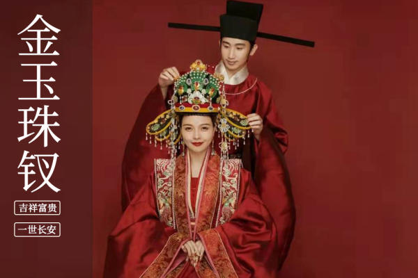这就是婆婆强烈让拍的中式汉服婚纱照-成片