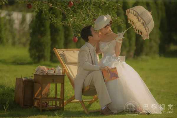 藏在苹果园里的浪漫，贵阳欧式婚纱照