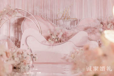 粉色浪漫婚礼布置