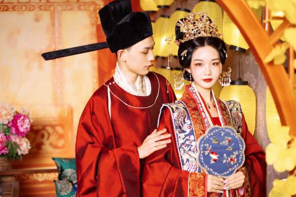 中式婚纱照十里红妆