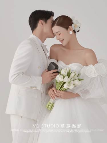 慕意摄影丨怎么拍都好看的极简韩式婚纱照