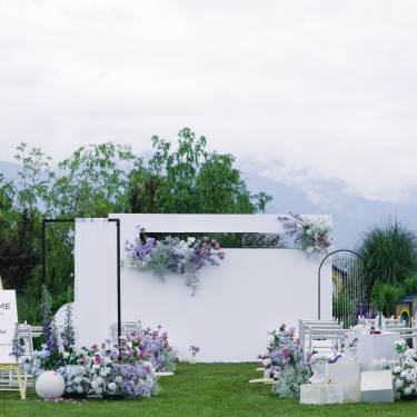 紫色系草坪婚礼