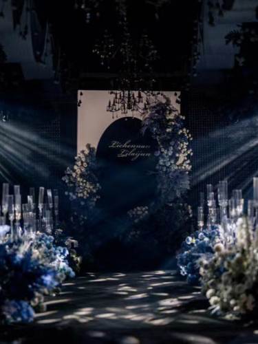 嘉加里婚礼|雾霾蓝的水晶婚礼也是绝绝子